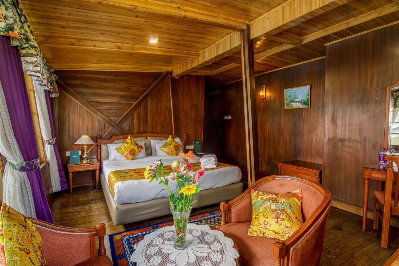Muscatel Himalayan Resort - 400 Mts From Mall Road Dárdžiling Exteriér fotografie