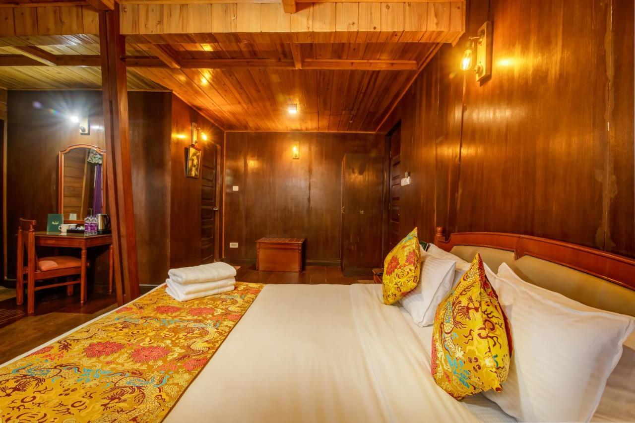 Muscatel Himalayan Resort - 400 Mts From Mall Road Dárdžiling Exteriér fotografie