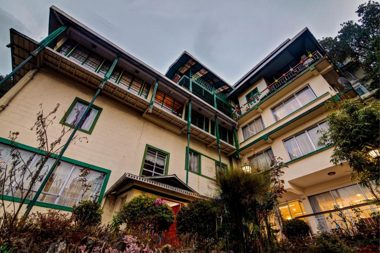 Muscatel Himalayan Resort - 400 Mts From Mall Road Dárdžiling Exteriér fotografie